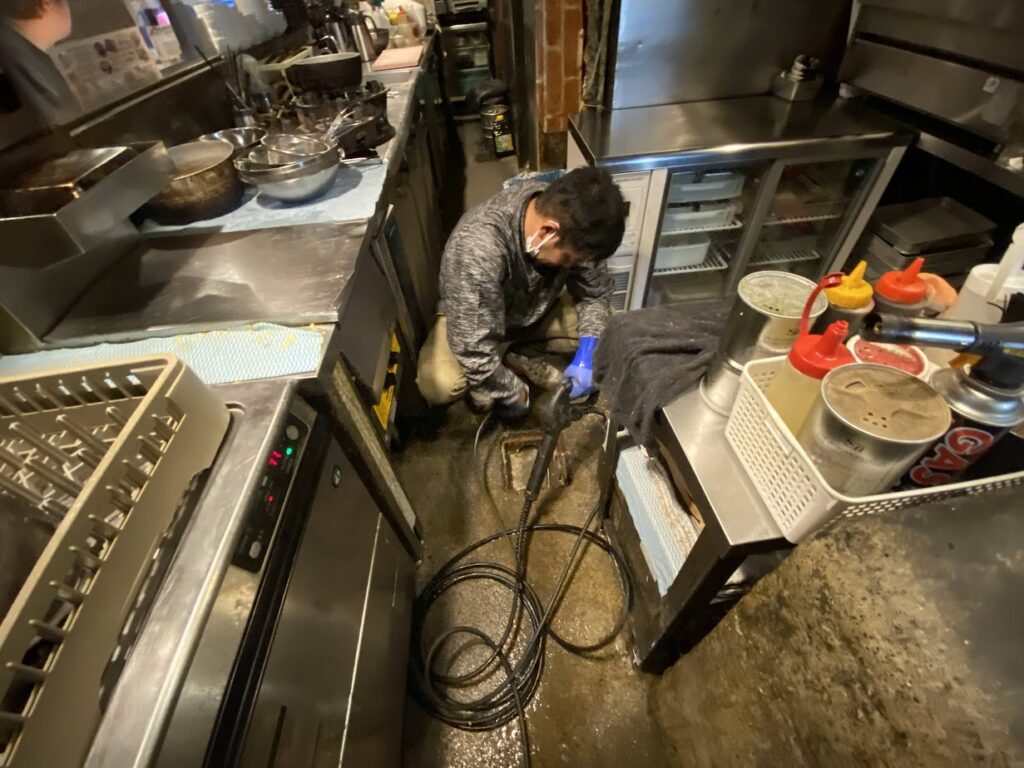 排水管洗浄作業