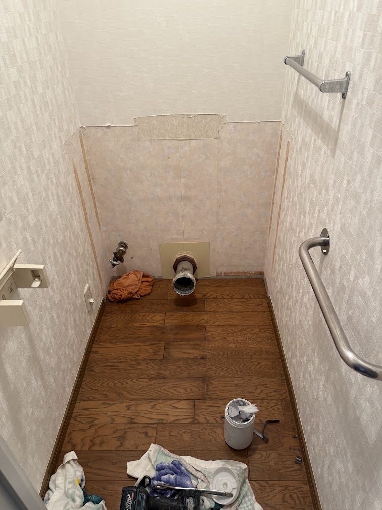 TOTOレストパルトイレ取り外し後
