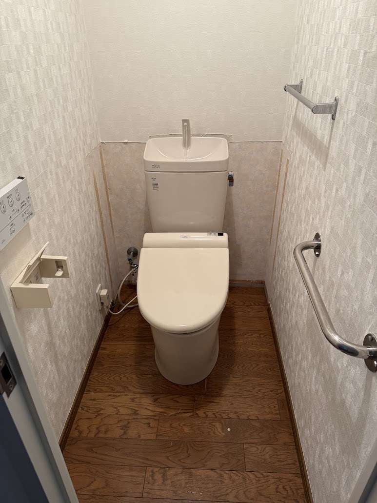 リクシルアメージュトイレセットYBC-Z30P＋YDT-Z380施工後