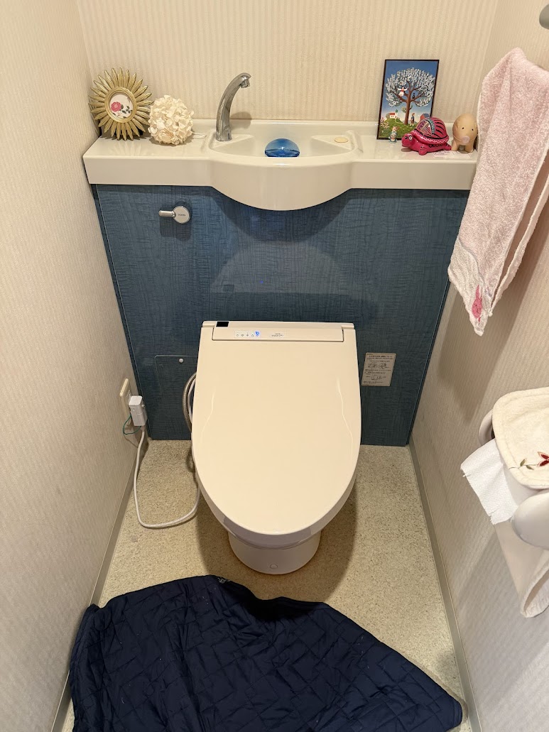 TOTO温水洗浄便座ウォシュレットS1 TCF6543施工後