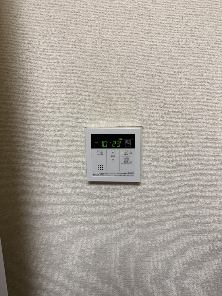 リンナイRUJ-A1610W16号高温水供給式給湯器(高温差し湯タイプ)専用台所リモコン(MC-146V(A))