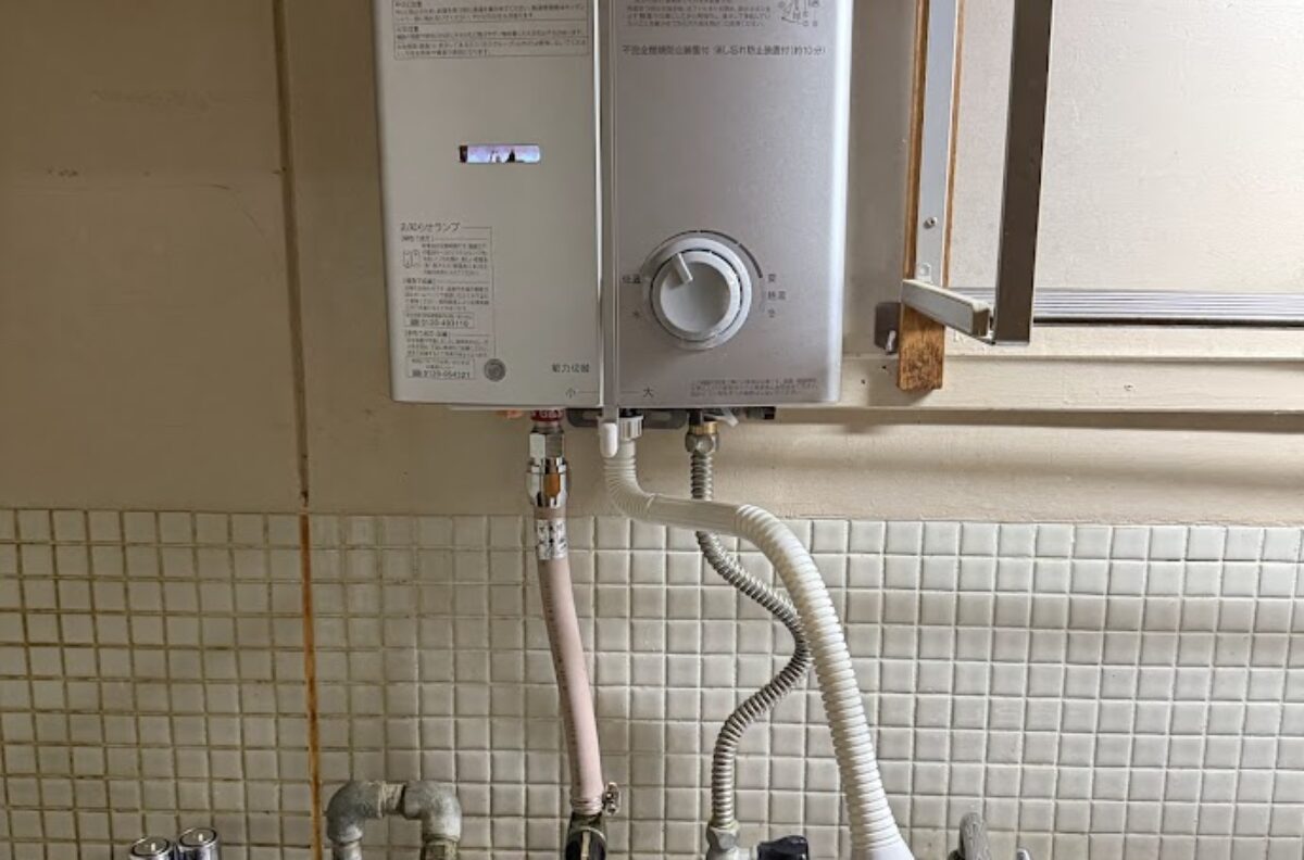 大阪府大阪市住之江区給湯器工事リンナイRUS-V51YTB()元止式湯沸し器