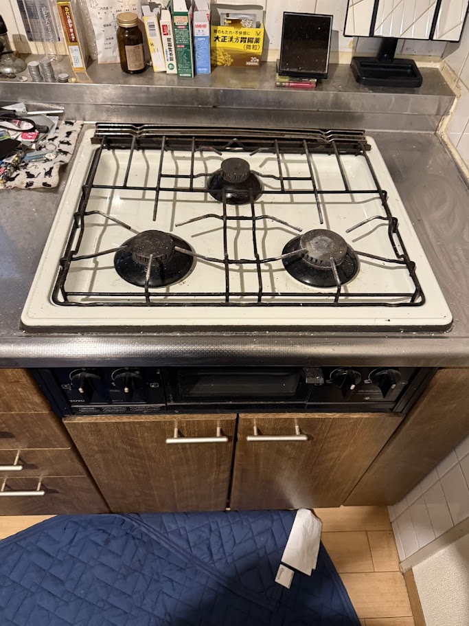 (TOTOビルトインガスコンロ)ハーマンDC318SAビルトインガスコンロ施工前