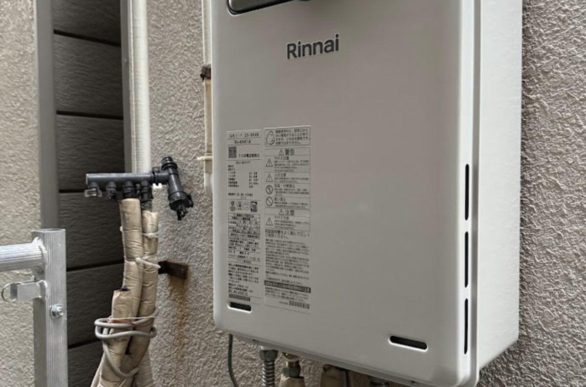 大阪府大阪市住吉区給湯器交換工事リンナイRUJ-A1610T16号高温水供給式給湯器(高温差し湯タイプ)