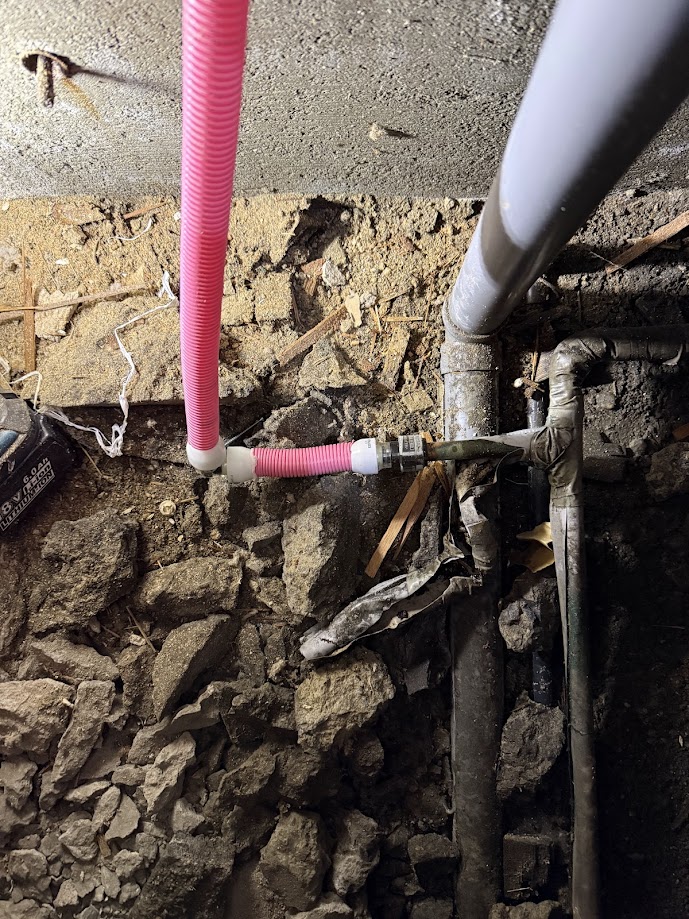 お湯配管施工後