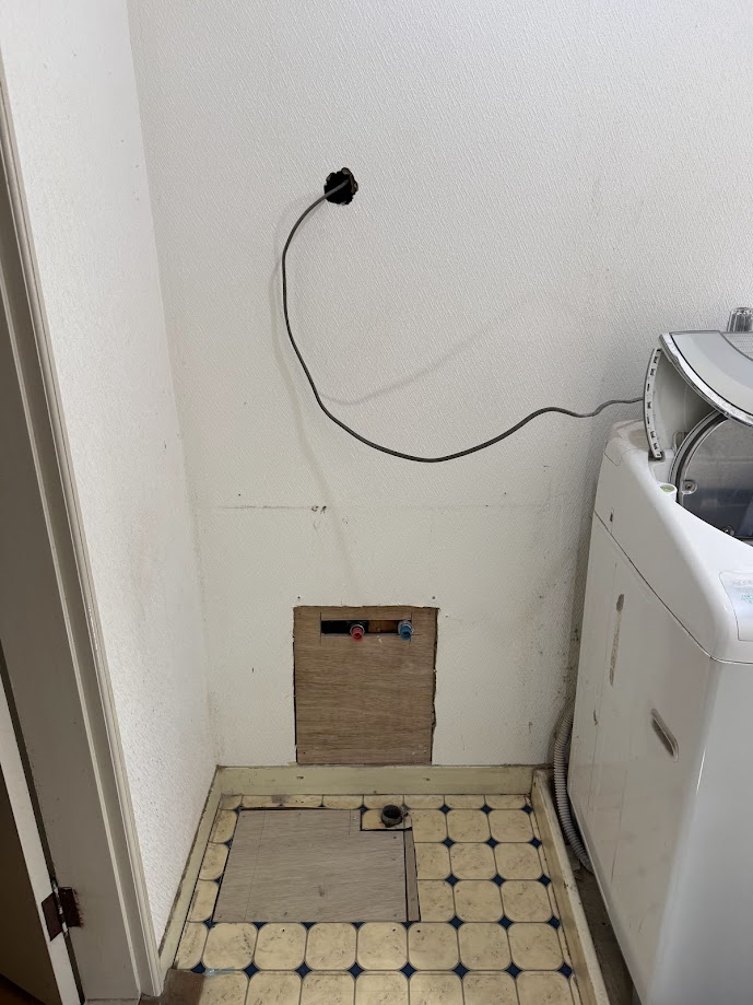 床壁復旧施工後