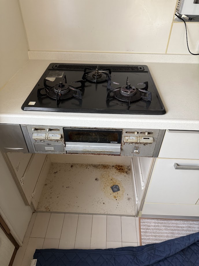ハーマンビルトインガスコンロHIG633FORHV施工前
