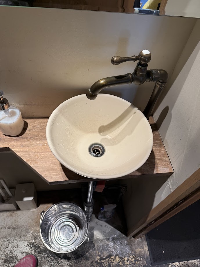 メーカー不明舶来品単水栓施工前