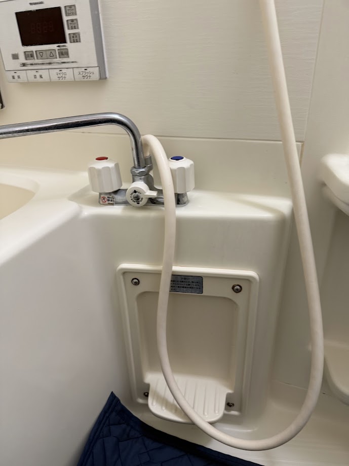 MYM浴室用水栓 デッキ形２ハンドルシャワー水栓MS364施工前