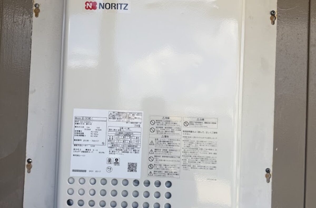 大阪府大阪市住之江区 ノーリツ24号 給湯専用給湯器GQ-2439WS-1ガス給湯器 24号 PS扉内設置型/屋外壁掛け型給湯器工事