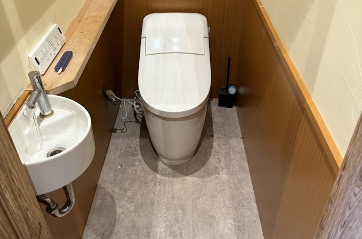 山口県宇部市某店舗リクシルベーシアハーモL３BC-BL10SU,-DT-BL113GU交換工事