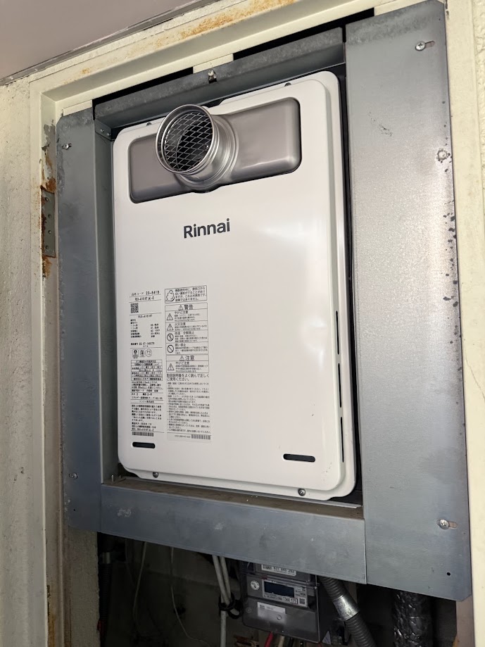 リンナイ RUX-A1616T(A)-E ガス給湯器 16号 PS扉内設置型、PS前排気型施工後