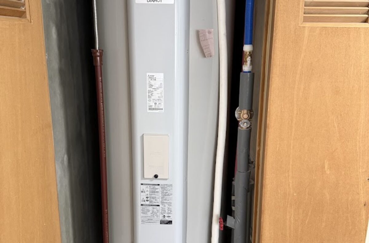 大阪府大阪市中央区電気温水器交換工事（三菱電気温水器 給湯専用タイプ 丸型 SRG-375GM）