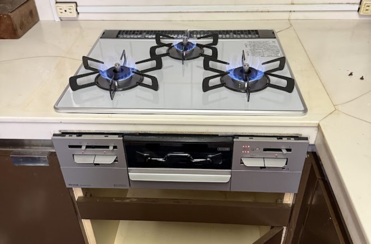大阪府池田市リンナイパールクリスタルトップビルトインガスコンロマイトーンミストグレーRS31W35P49DVW交換工事